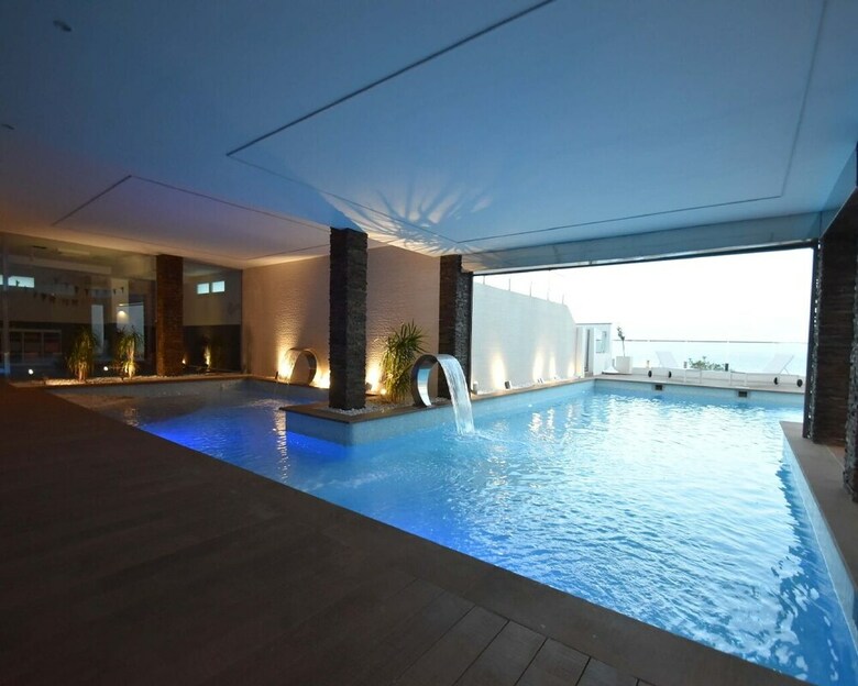 Villa Gaud� Vilanova House