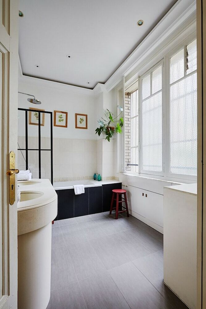 Apartamento Botanical Eclecticism In The 20th
