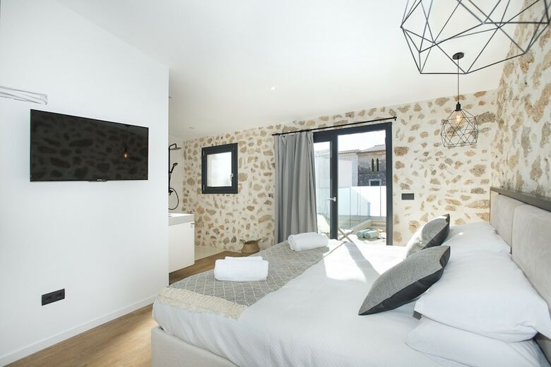 Villa Miquel