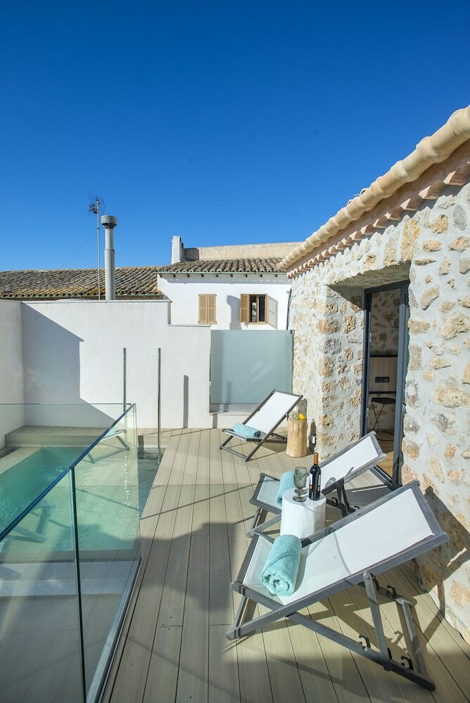 Villa Miquel