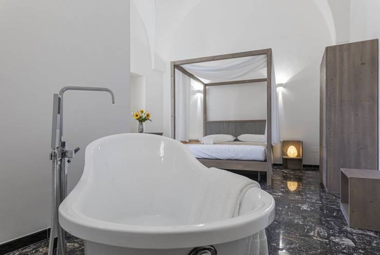 Hotel Corte Rovito Rooms & Suites