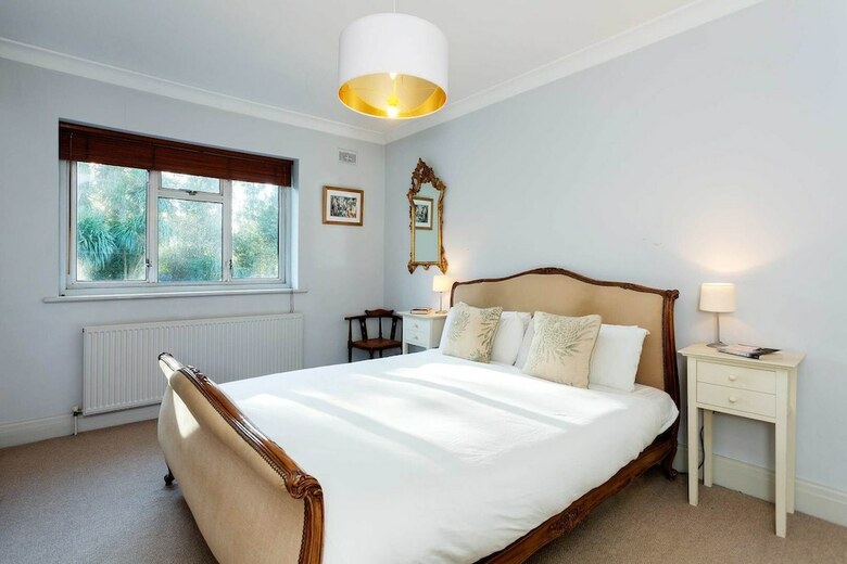 Richmond Road Retreat