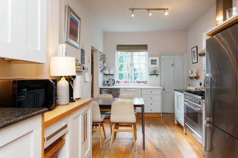 Richmond Road Retreat