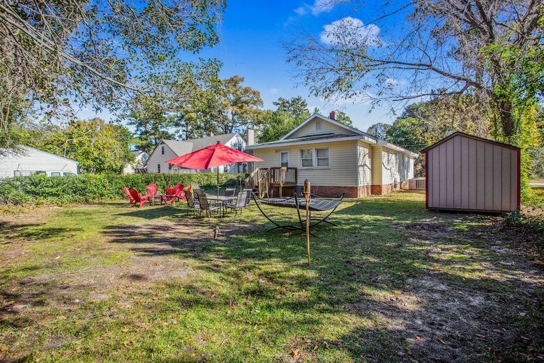 The Broadfoot Bungalow