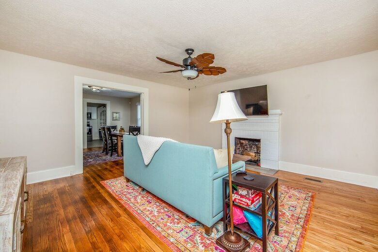 The Broadfoot Bungalow
