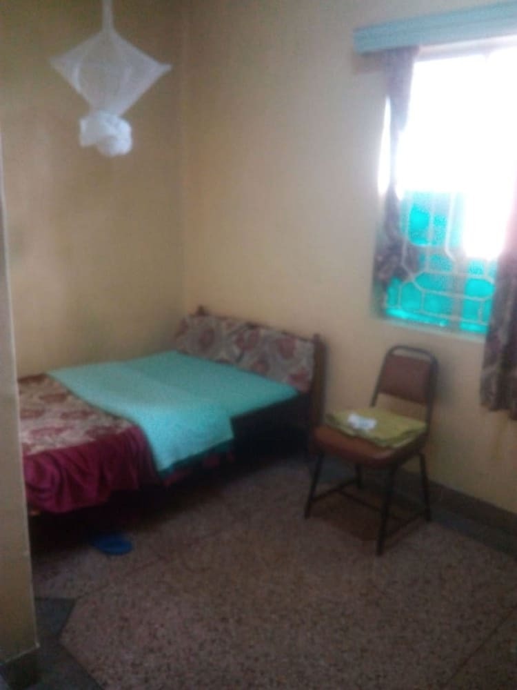 Hotel Three Shade Guest House - Adults Only