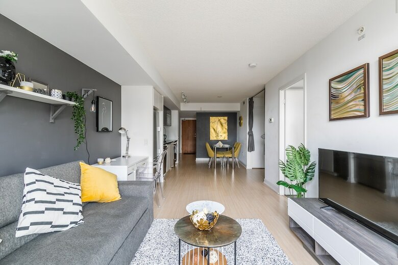 Skytree - Handsome Condos Near Cn Tower