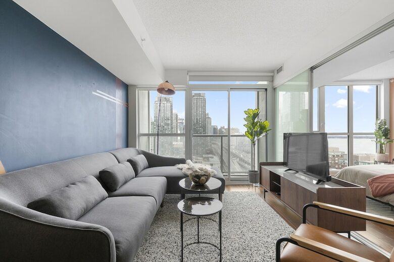 Skytree - Handsome Condos Near Cn Tower