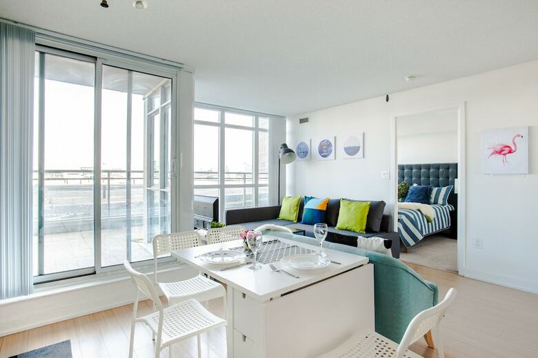 Skytree - Condos In Heart Of Downtown