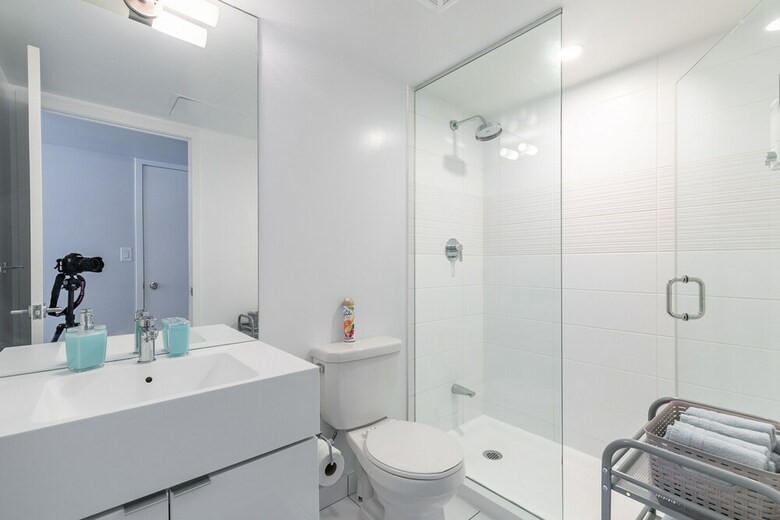 Skytree - Condos In Heart Of Downtown