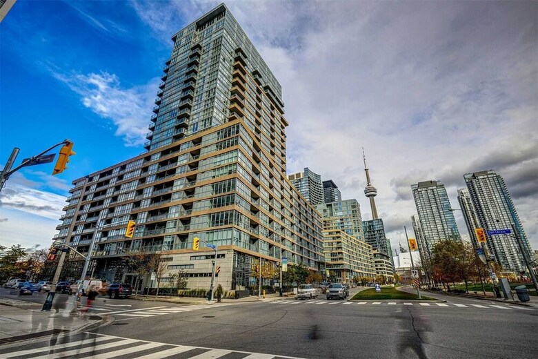 Skytree - Condos In Heart Of Downtown