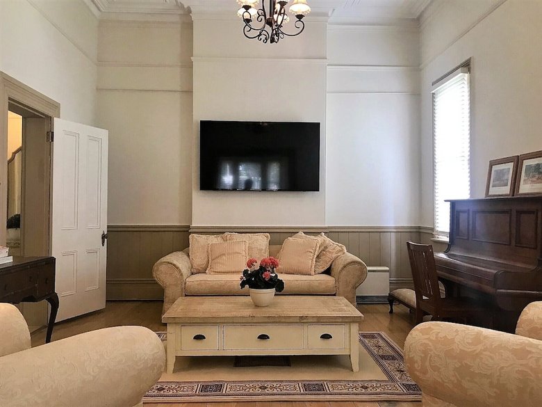 Hotel Blayney House