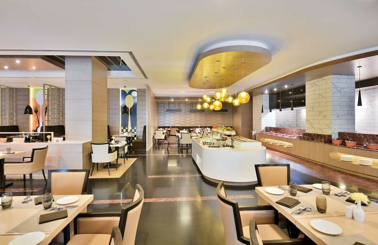 Hotel Radisson Gurugram Udyog Vihar