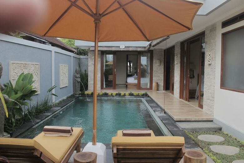Janu Villa