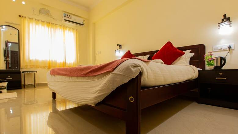 Hotel Woodside Residency Thekkady