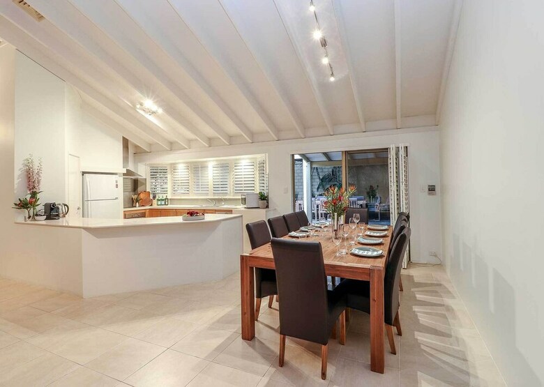 Seabreeze House