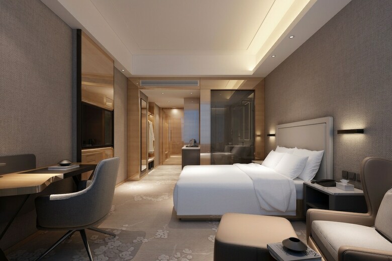 Southern Airlines Pearl Hotel