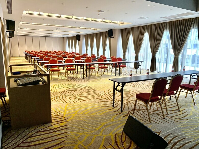 Southern Airlines Pearl Hotel