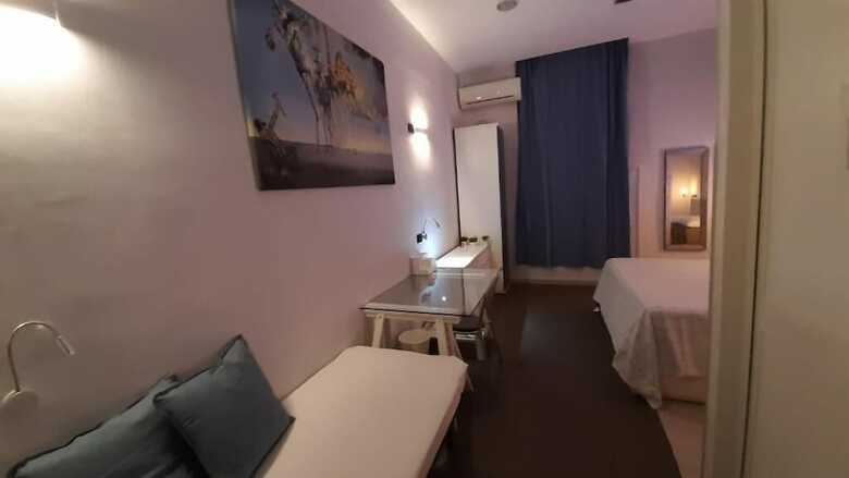 Hostal Youth Station Hostel
