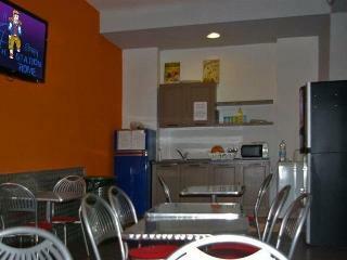 Hostal Youth Station Hostel