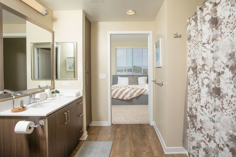 Apartamentos Irvine Deluxe Design Suites By A