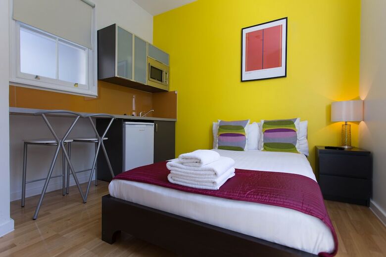 Princes Square Serviced Apartments