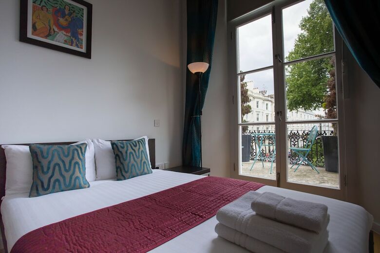 Princes Square Serviced Apartments