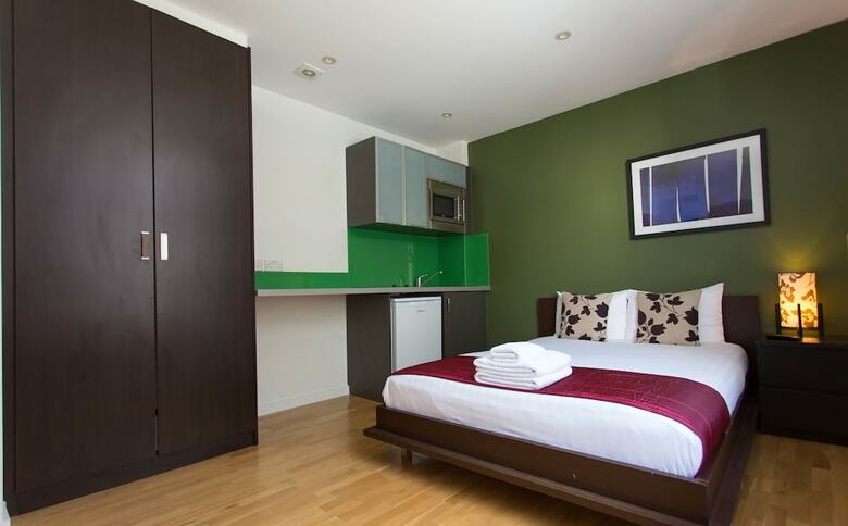 Princes Square Serviced Apartments