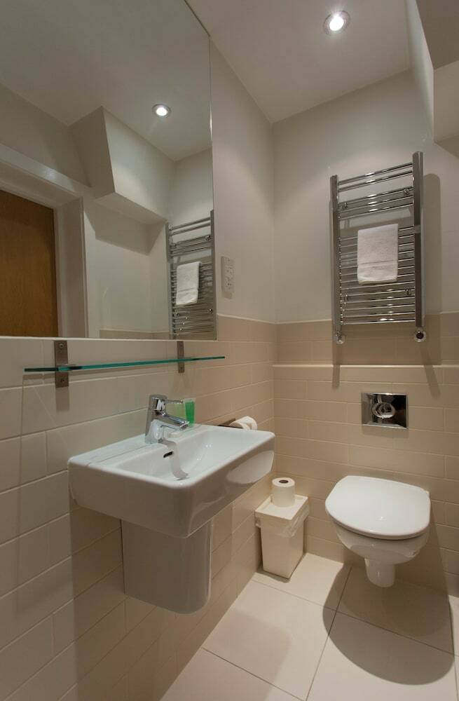 Princes Square Serviced Apartments