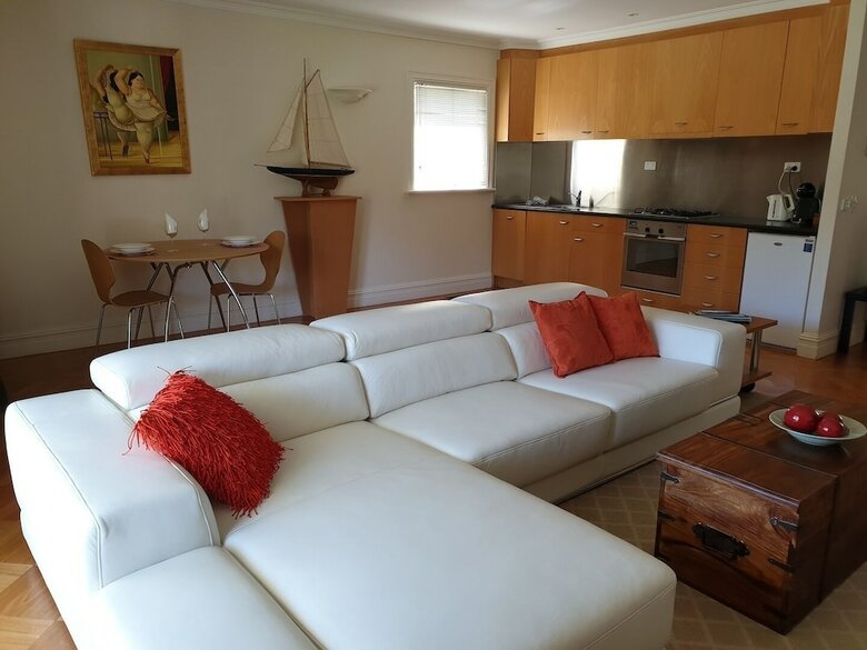 Apartamentos Lakeside Suites
