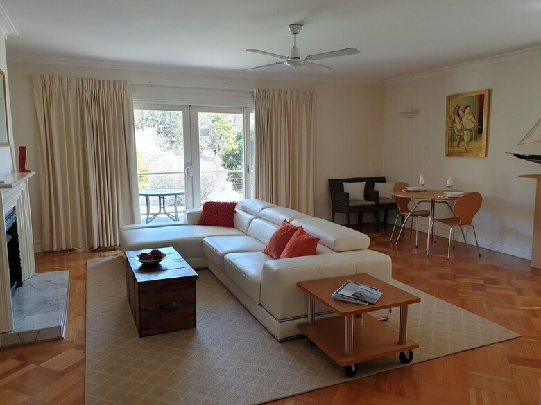 Apartamentos Lakeside Suites