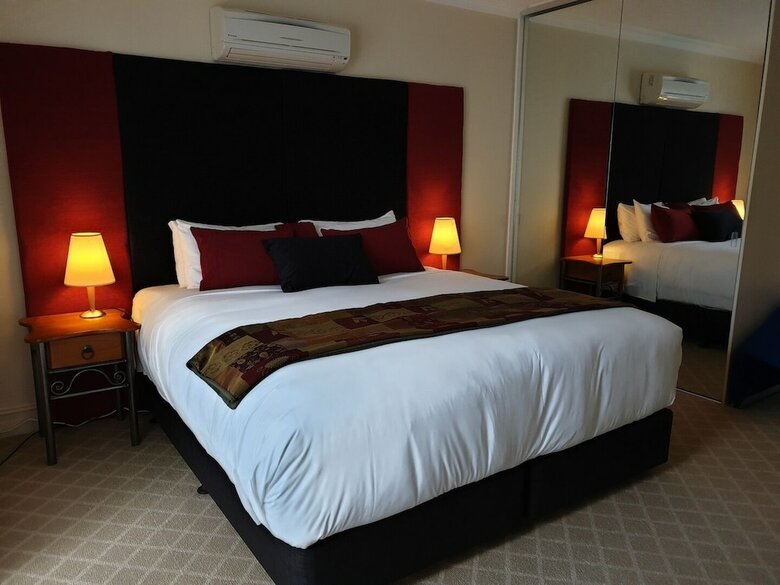 Apartamentos Lakeside Suites