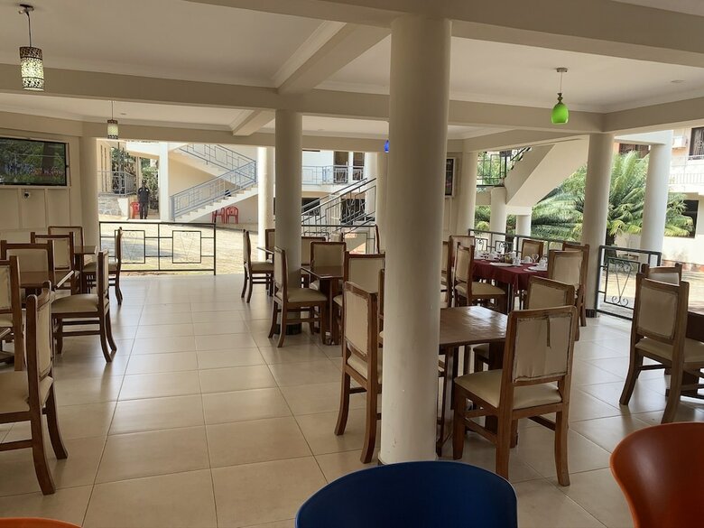 Mahina Paradise Hotel