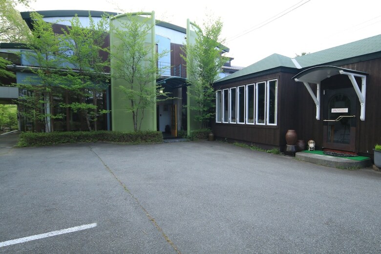 Pension Lotus Cafe Ren