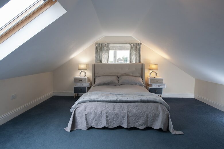 New Stunning 3bd House Central Ashford Sleeps 6!