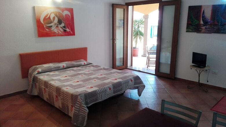 Hotel Appartamenti Centrali Santa Teresa