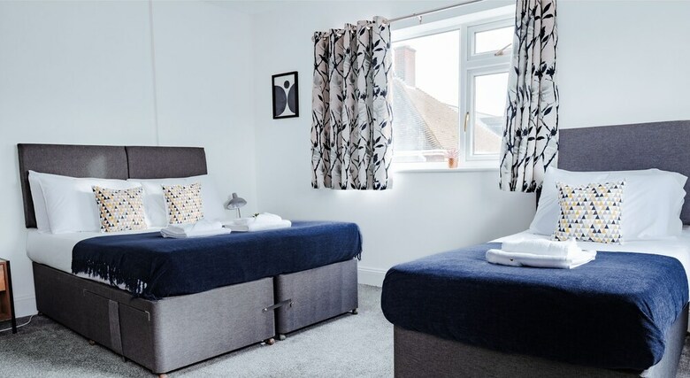 Hotel Arbury Manor