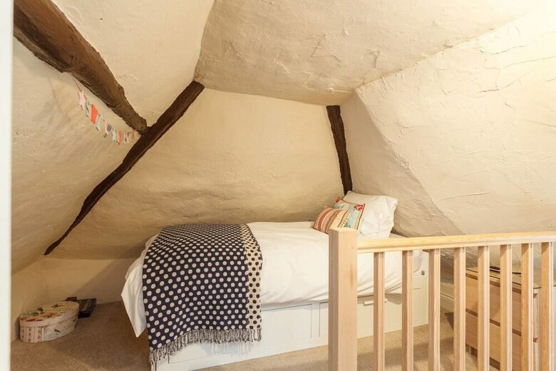Thatch Cottage With Jacuzzi In Brockenhurst