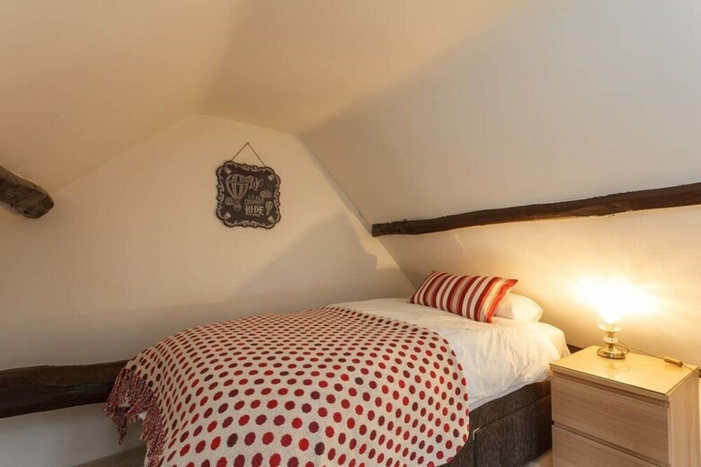 Thatch Cottage With Jacuzzi In Brockenhurst