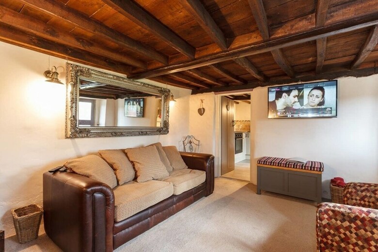 Thatch Cottage With Jacuzzi In Brockenhurst