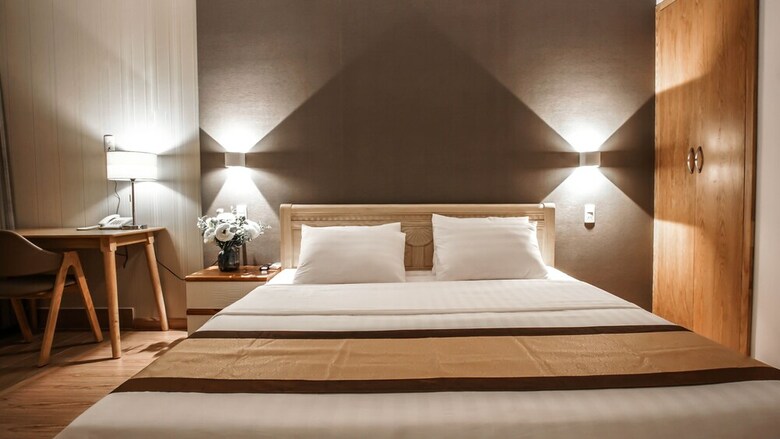 Artmio Hotel Apartment & Cafe