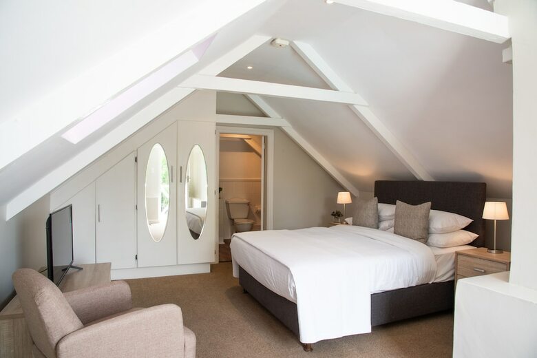 River Manor Boutique Hotel