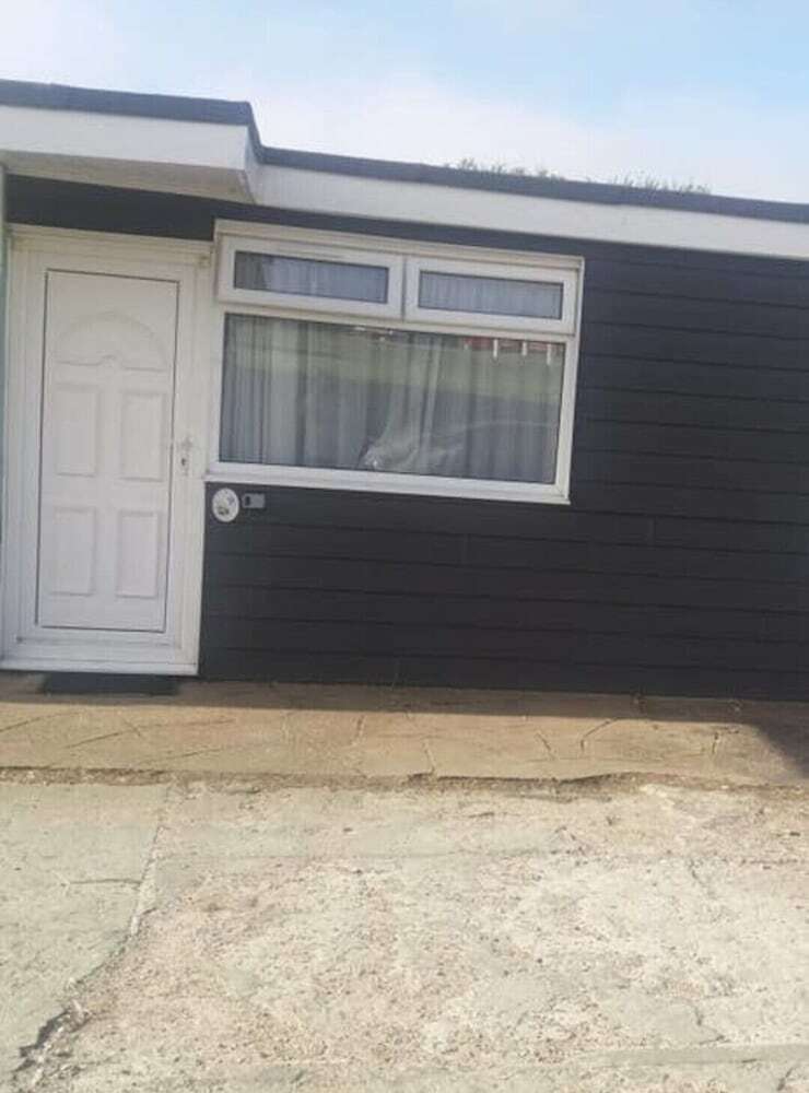 2 Bedroom Chalet Near The Beach