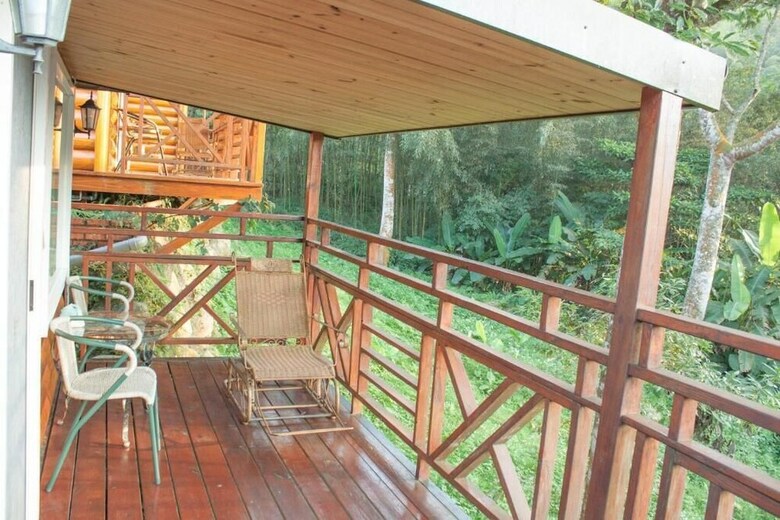 Bed & Breakfast Xitou Star