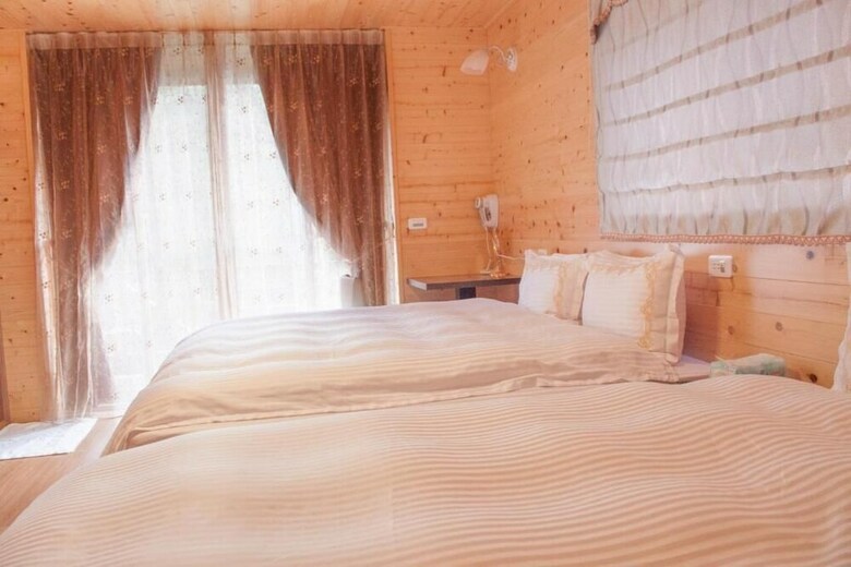 Bed & Breakfast Xitou Star