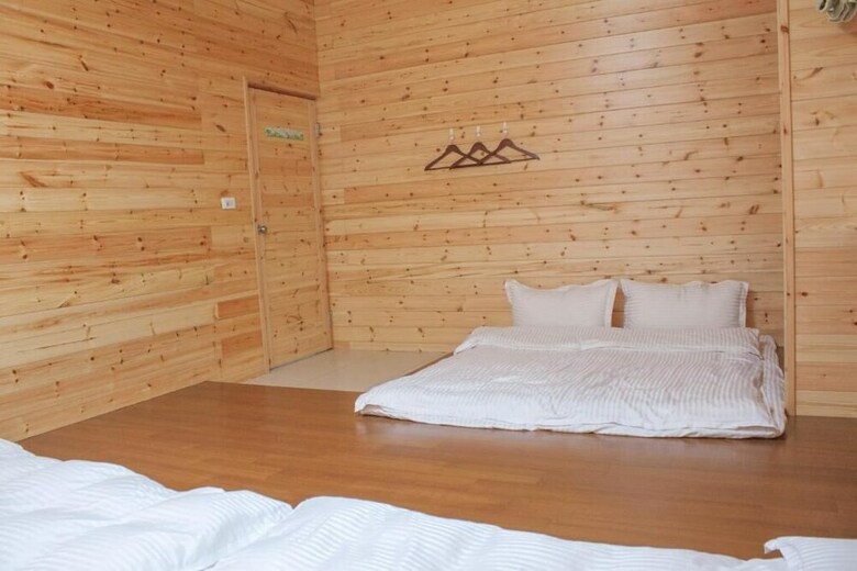 Bed & Breakfast Xitou Star