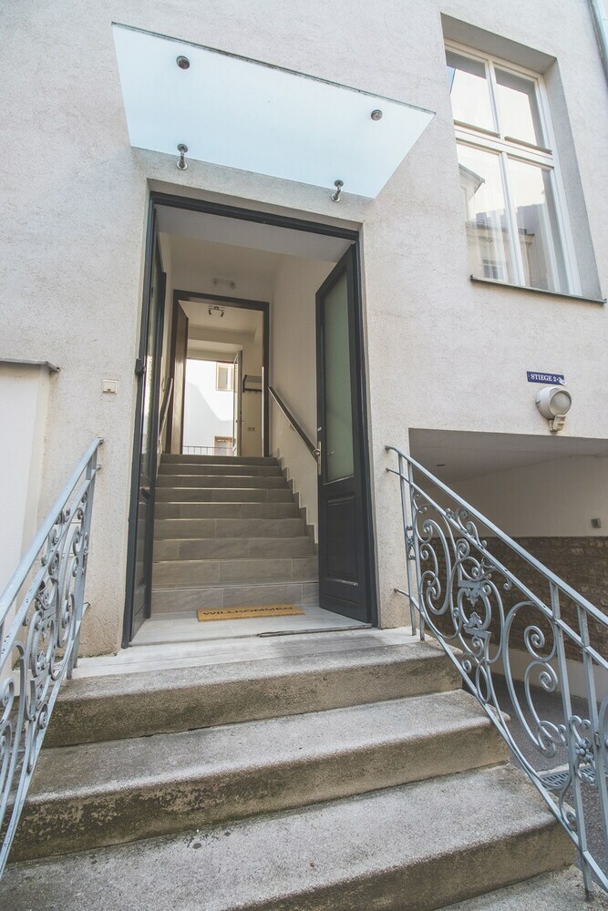 Apartamentos Starhemberg County