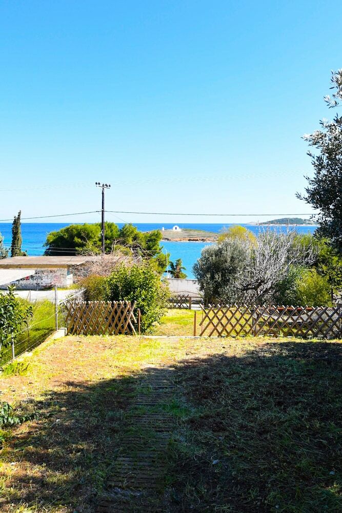 Areos Galaxy Apartments With Beach View