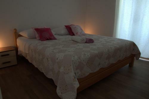 Apartments Rogulj