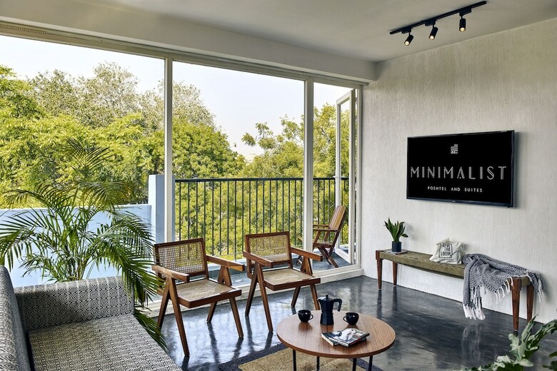 Hostal Minimalist Poshtel And Suites